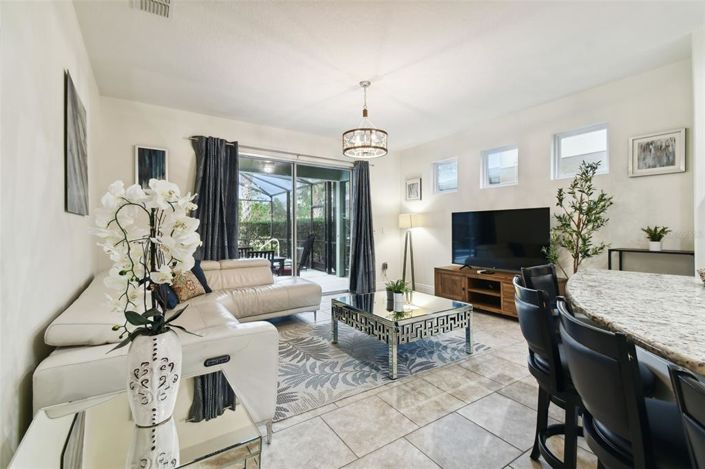 Image No.13-5 Bed House for sale