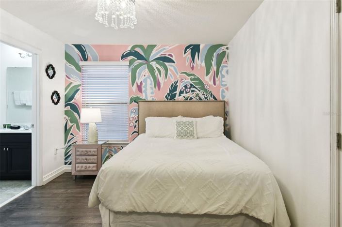 Image No.27-5 Bed House for sale