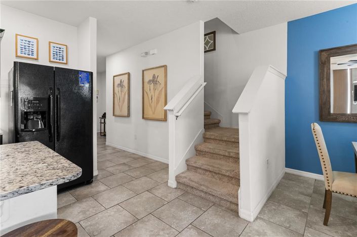 Image No.23-4 Bed Townhouse for sale