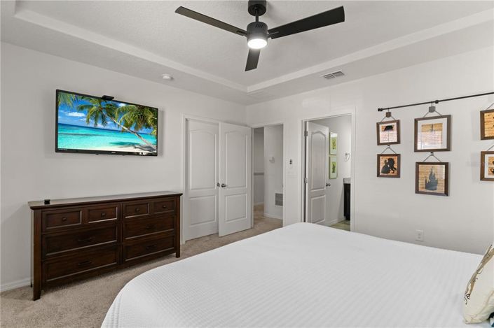 Image No.26-4 Bed Townhouse for sale