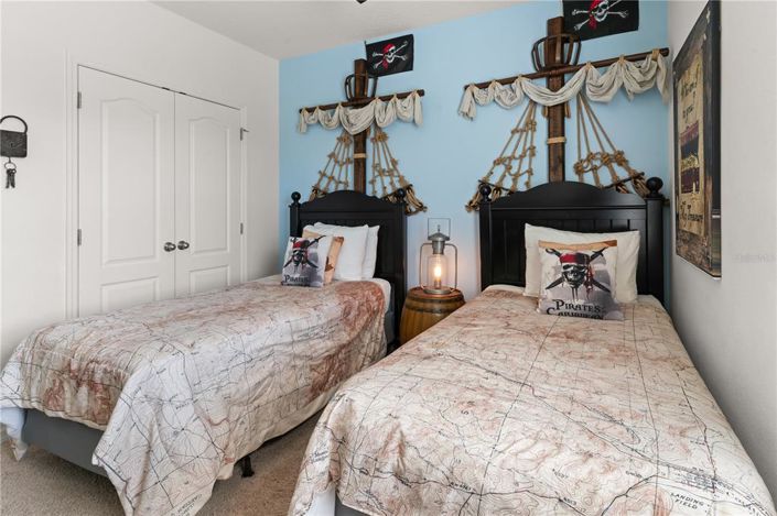 Image No.30-4 Bed Townhouse for sale