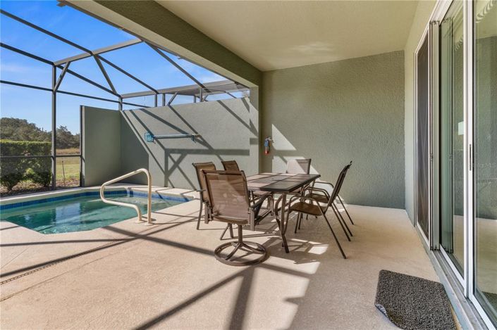 Image No.41-4 Bed Townhouse for sale