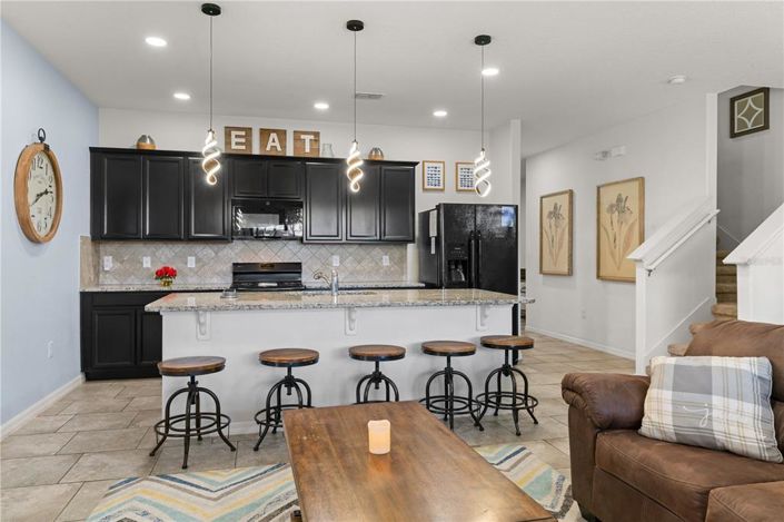 Image No.8-4 Bed Townhouse for sale