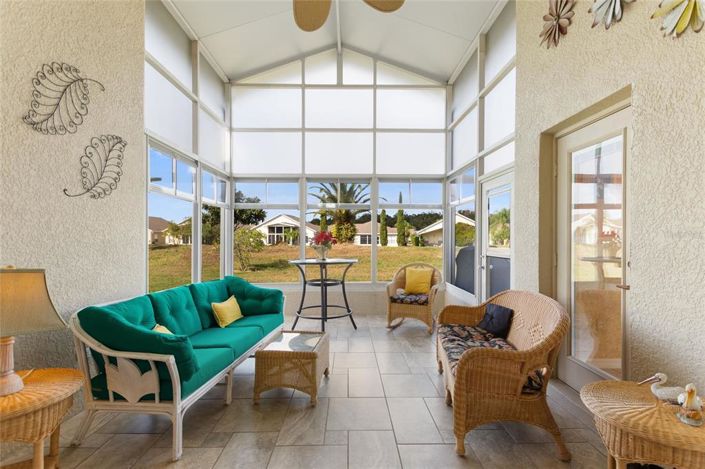 Image No.2-Maison de 2 chambres à vendre à Saint John