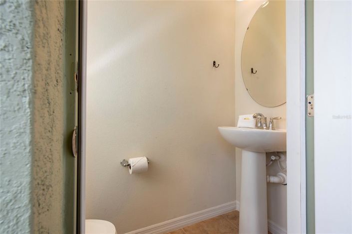 Image No.36-5 Bed Townhouse for sale