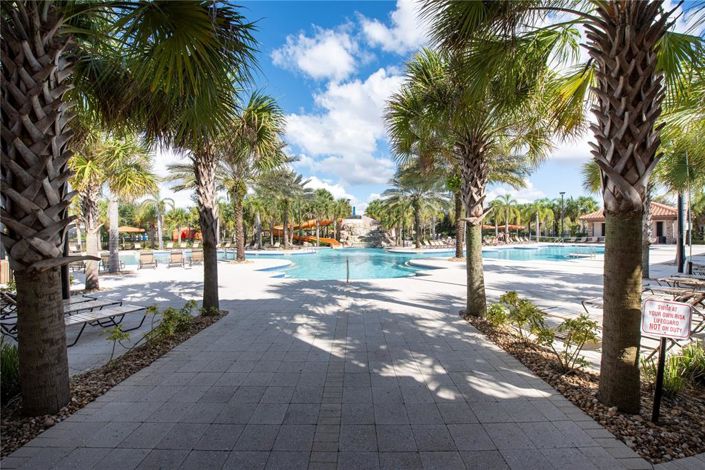 Image No.46-5 Bed Townhouse for sale