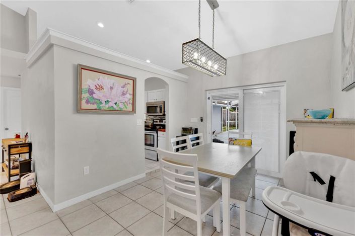 Image No.8-Maison de 4 chambres à vendre à Saint John