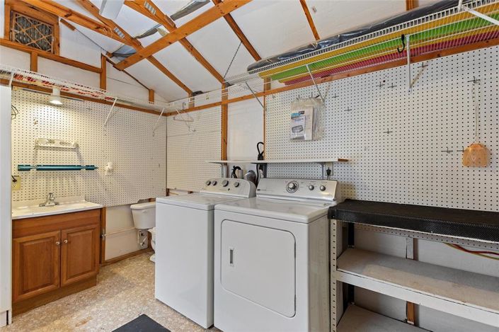 Image No.33-1 Bed House for sale