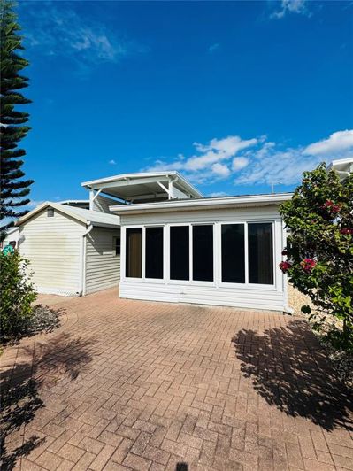 Image No.8-1 Bed House for sale