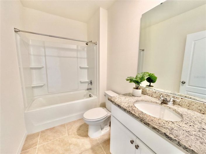 Image No.20-4 Bed House for sale