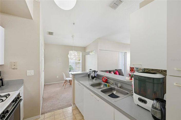 Image No.11-Appartement de 2 chambres à vendre à Saint John