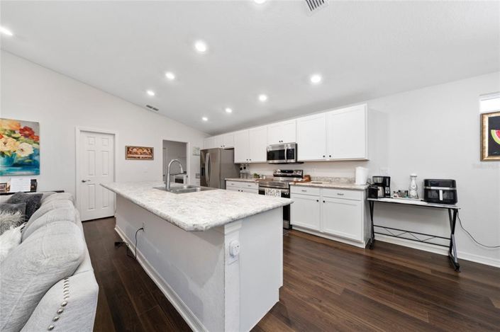 Image No.22-4 Bed House for sale