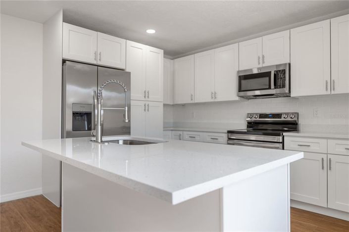 Image No.27-4 Bed House for sale