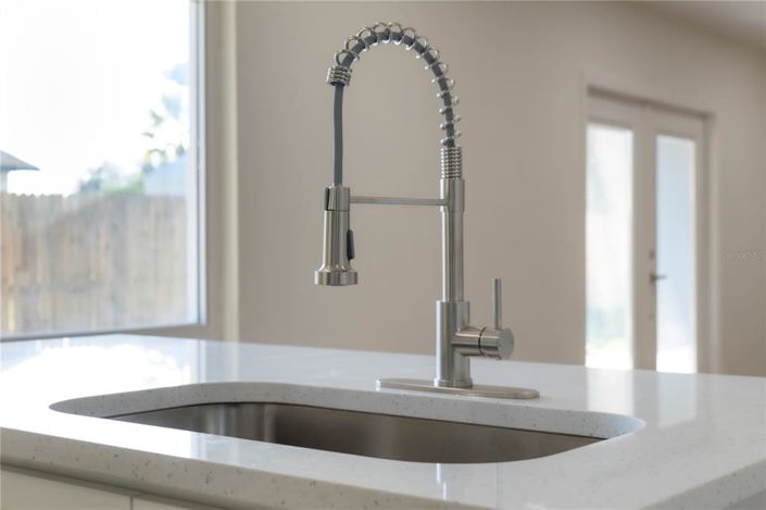 Image No.29-4 Bed House for sale