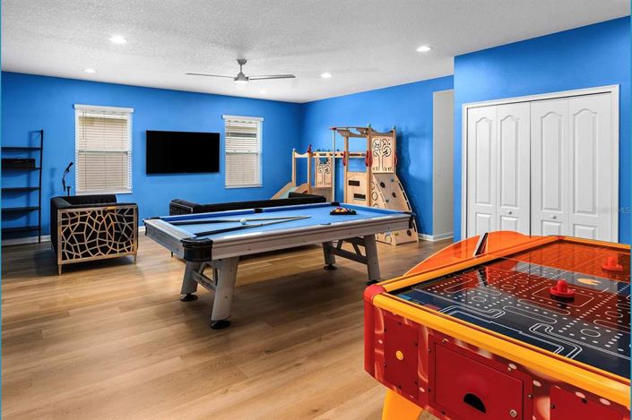 Image No.30-11 Bed House for sale