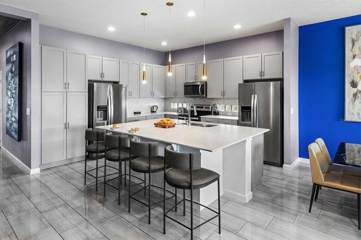 Image No.6-11 Bed House for sale