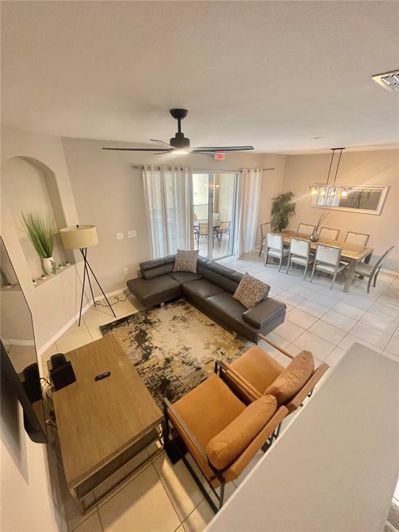 Image No.19-4 Bed Townhouse for sale