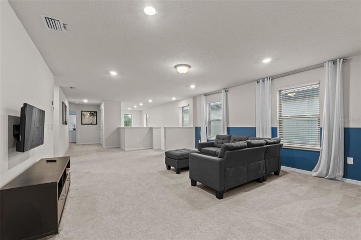 Image No.24-6 Bed House for sale