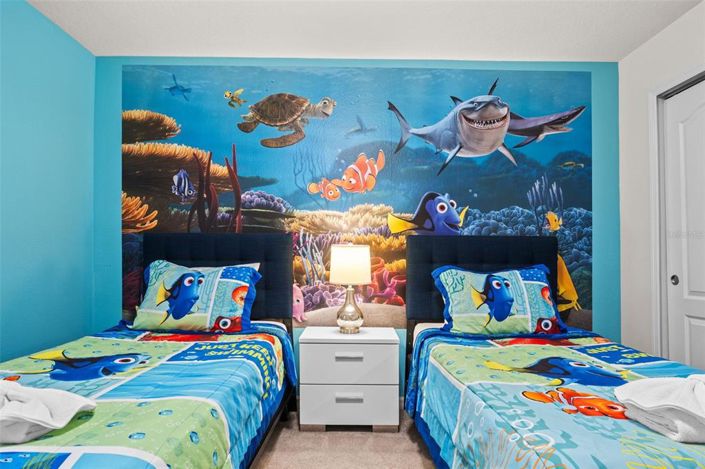 Image No.36-6 Bed House for sale