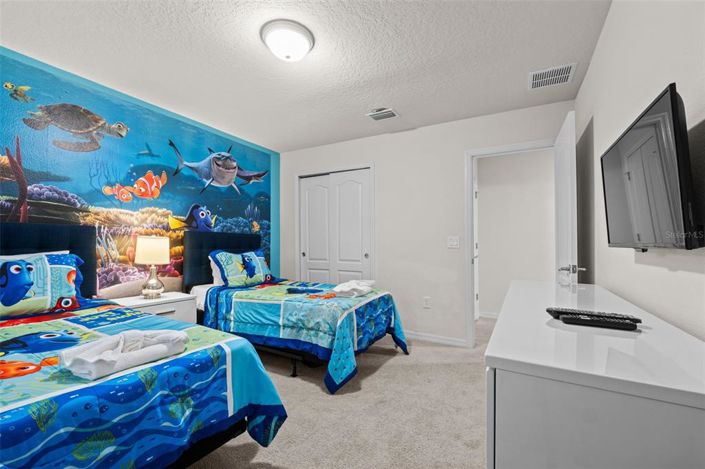 Image No.37-6 Bed House for sale