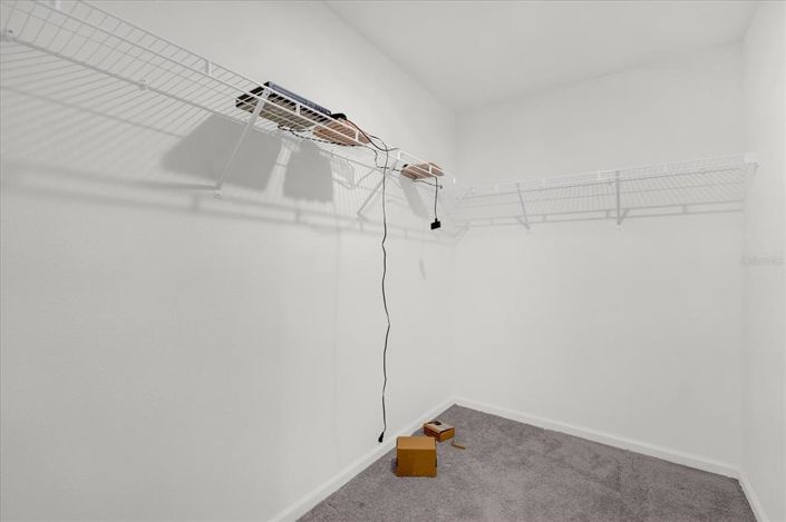 Image No.18-4 Bed House for sale