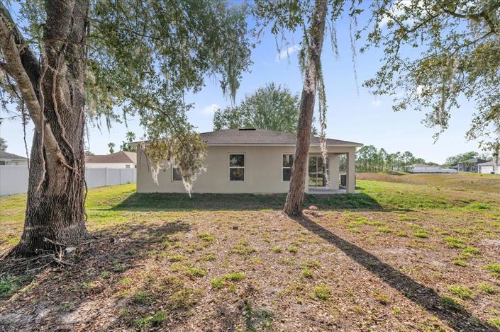 Image No.2-4 Bed House for sale