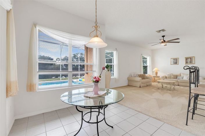 Image No.12-6 Bed House for sale