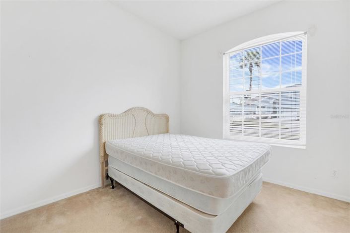 Image No.27-6 Bed House for sale