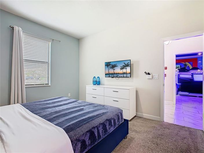 Image No.36-8 Bed House for sale