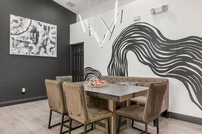 Image No.12-4 Bed House for sale