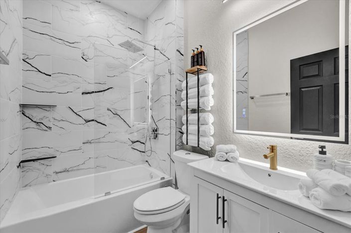 Image No.18-4 Bed House for sale