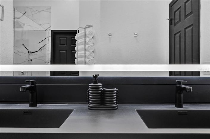 Image No.27-4 Bed House for sale