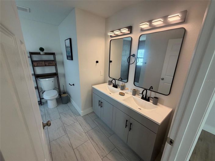 Image No.17-3 Bed House for sale