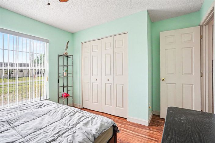 Image No.19-3 Bed House for sale
