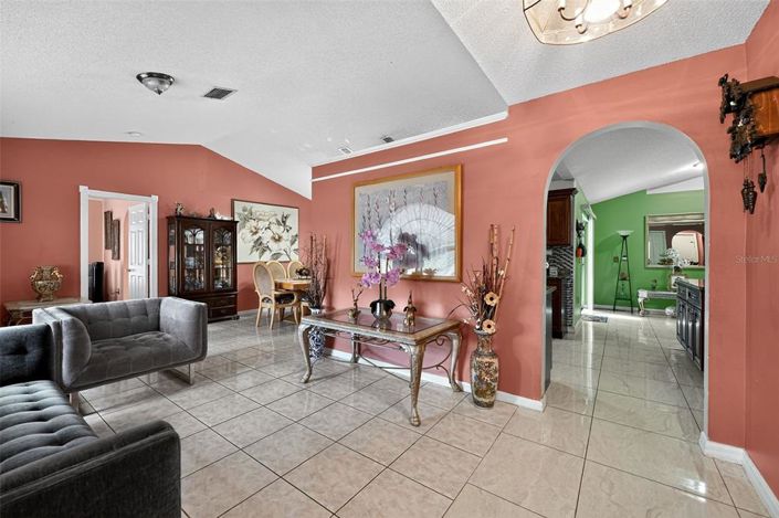 Image No.13-3 Bed House for sale