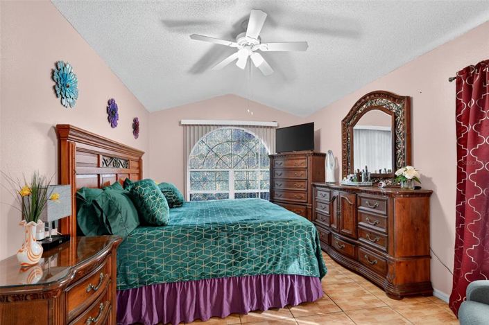 Image No.23-3 Bed House for sale