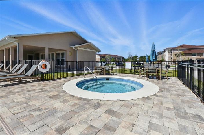 Image No.45-Maison de ville de 4 chambres à vendre à Saint John