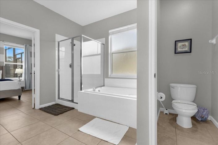 Image No.18-5 Bed House for sale