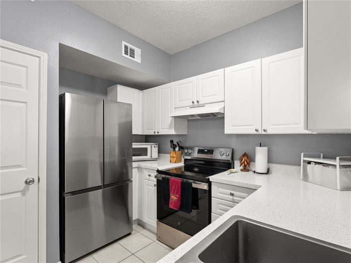 Image No.10-1 Bed Apartment for sale