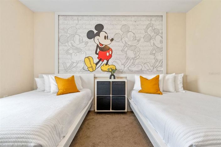 Image No.11-3 Bed Townhouse for sale