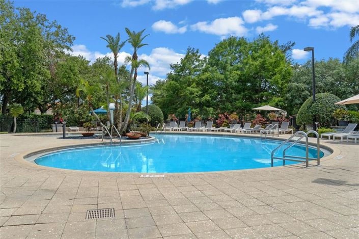 Image No.18-3 Bed Townhouse for sale