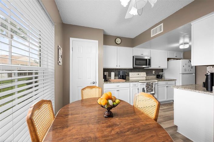 Image No.17-Appartement de 2 chambres à vendre à Saint John