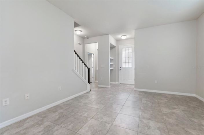 Image No.10-3 Bed Townhouse for sale