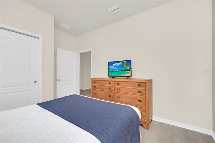 Image No.35-5 Bed Townhouse for sale