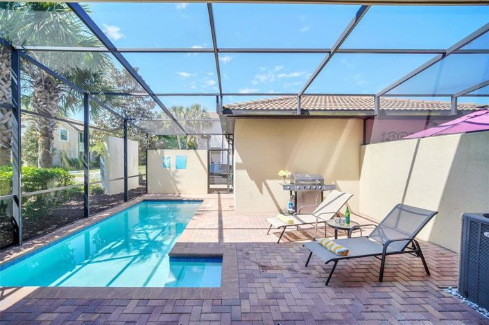 Image No.51-5 Bed Townhouse for sale