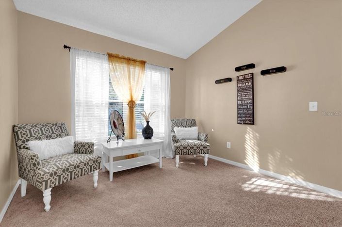 Image No.20-4 Bed House for sale