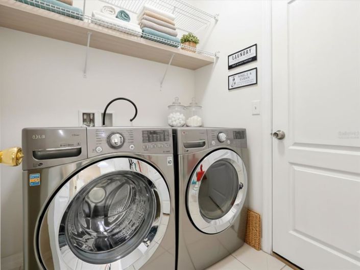 Image No.9-3 Bed House for sale