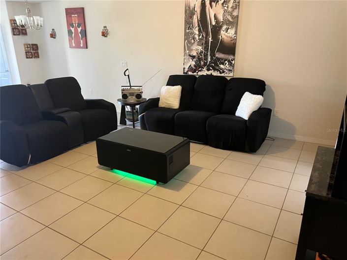 Image No.13-3 Bed Townhouse for sale