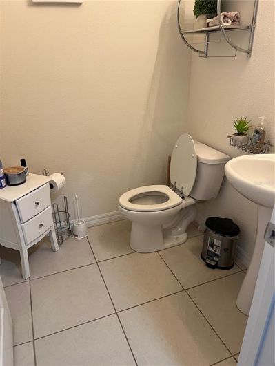 Image No.17-3 Bed Townhouse for sale