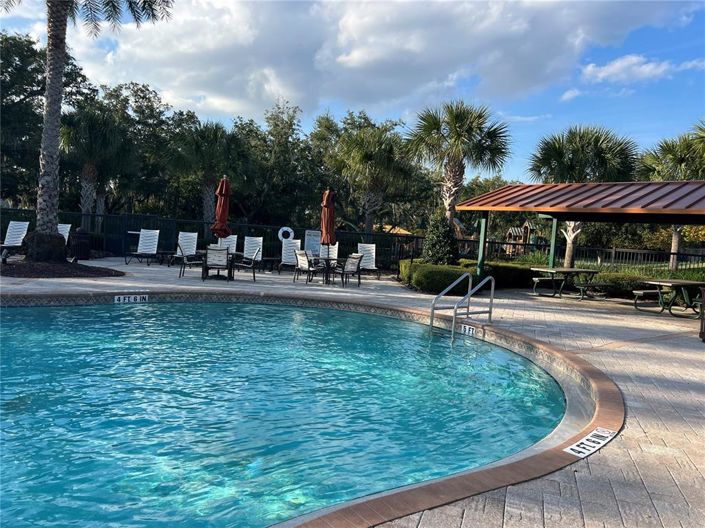 Image No.44-3 Bed Townhouse for sale